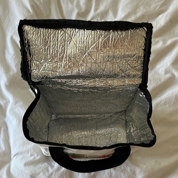 Cute Lunch Box - Picture 3 of 4